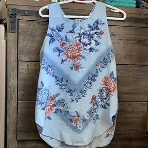 ✨Cute and/or professional tank top blouse